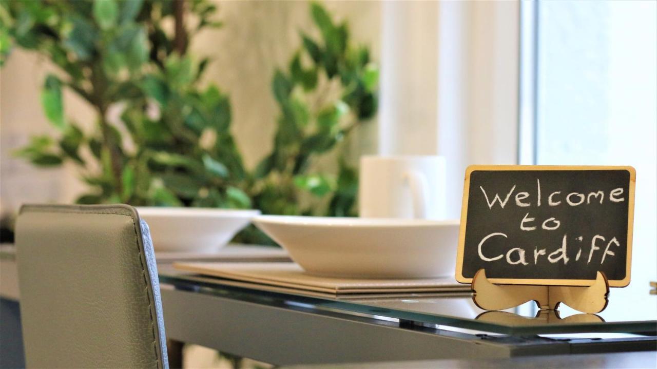 Free Local Parking - Fast Wifi - Sleeps 10 Guests By Property Promise Кардифф Экстерьер фото